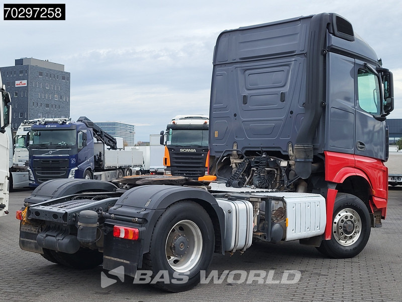 Mercedes-Benz Arocs 1845 Arocs 4X4 StreamSpace Retarder Hydrodrive Big-Axle Euro 6 - Tahač: obrázek 5 Mercedes-Benz Arocs 1845 Arocs 4X4 StreamSpace Retarder Hydrodrive Big-Axle Euro 6 - Tahač: obrázek 5