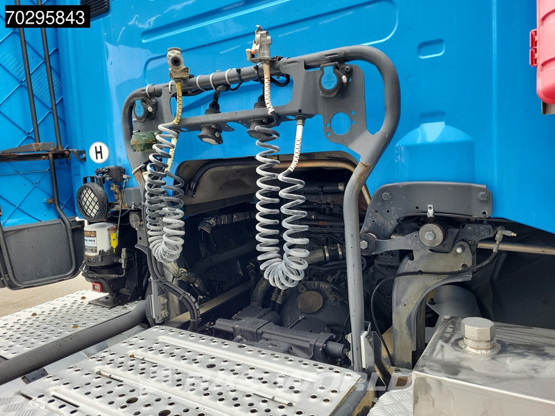 Scania R490 R 6X2 Full-Air Retarder 2x Tanks Lift+Lenkachse Standklima Euro 6 - Tahač: obrázek 5 Scania R490 R 6X2 Full-Air Retarder 2x Tanks Lift+Lenkachse Standklima Euro 6 - Tahač: obrázek 5