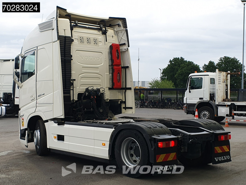 Volvo FH 460 4X2 VEB+ I-ParkCool 2x Tanks LED Navi - Tahač: obrázek 2 Volvo FH 460 4X2 VEB+ I-ParkCool 2x Tanks LED Navi - Tahač: obrázek 2