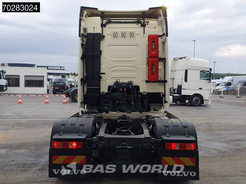 Volvo FH 460 4X2 VEB+ I-ParkCool 2x Tanks LED Navi - Tahač: obrázek 3 Volvo FH 460 4X2 VEB+ I-ParkCool 2x Tanks LED Navi - Tahač: obrázek 3