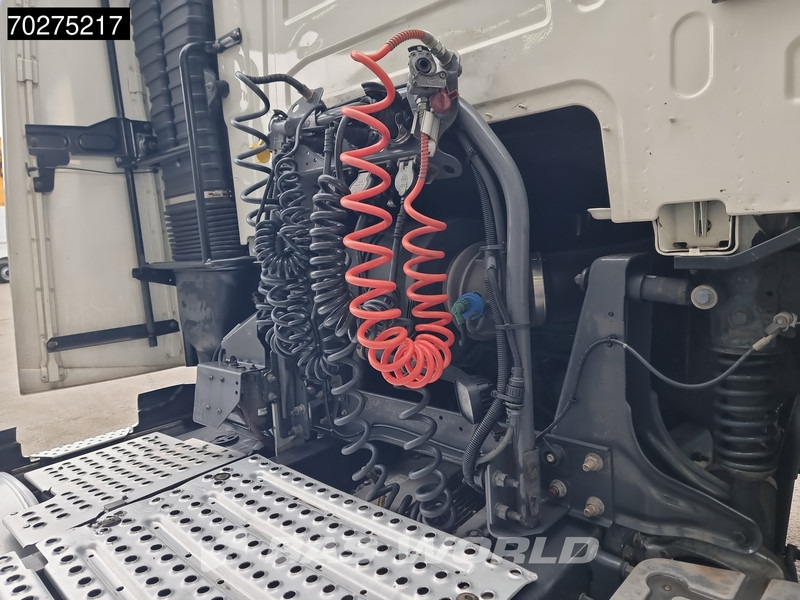 Volvo FH 460 FH 4X2 XL I-park cool 2X Tanks - Tahač: obrázek 5 Volvo FH 460 FH 4X2 XL I-park cool 2X Tanks - Tahač: obrázek 5