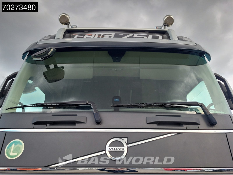Tahač Volvo FH16 750 4X2 NL-Truck APK 08-2026! XL 2x Tanks Standklima ACC Alcoa's LED: obrázek 15 Tahač Volvo FH16 750 4X2 NL-Truck APK 08-2026! XL 2x Tanks Standklima ACC Alcoa's LED: obrázek 15