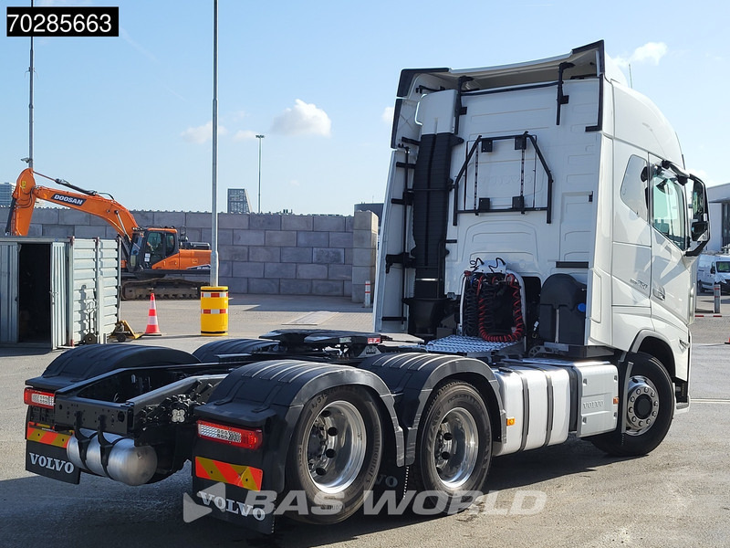 Volvo FH16 750 FH16 6X4 6x6 X-Track Liftachse Full-Air VDS VEB+ Alcoa's ACC LED Alcoa's - Tahač: obrázek 5 Volvo FH16 750 FH16 6X4 6x6 X-Track Liftachse Full-Air VDS VEB+ Alcoa's ACC LED Alcoa's - Tahač: obrázek 5