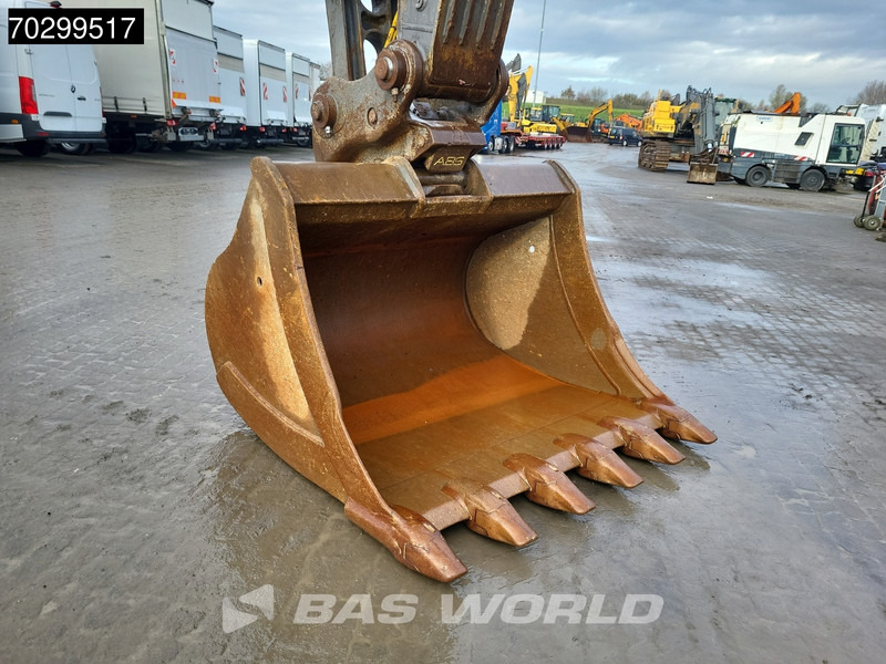 Pásové rýpadlo Volvo EC300 E L: obrázek 14