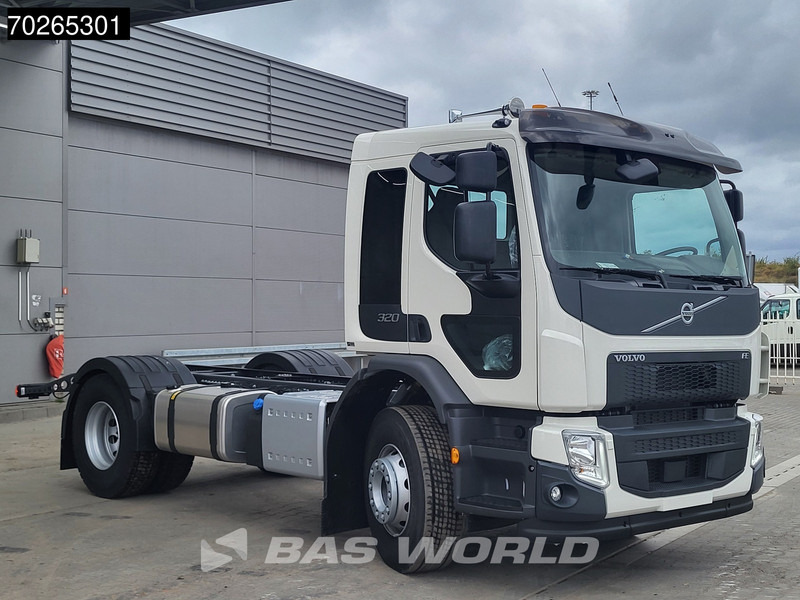 Volvo FE 320 4X2 NEW 18t chassis PTO Preparation Automatic Euro 6 - Podvozek s kabinou: obrázek 3 Volvo FE 320 4X2 NEW 18t chassis PTO Preparation Automatic Euro 6 - Podvozek s kabinou: obrázek 3