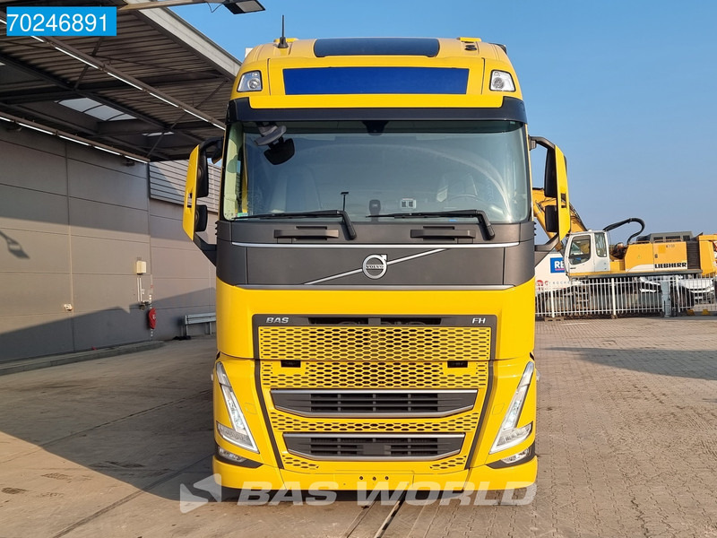 Volvo FH 460 6X2 LNG combi ACC Navi Standklima Liftachse LED EURO 6 - Plachtový nákladní auto: obrázek 3 Volvo FH 460 6X2 LNG combi ACC Navi Standklima Liftachse LED EURO 6 - Plachtový nákladní auto: obrázek 3