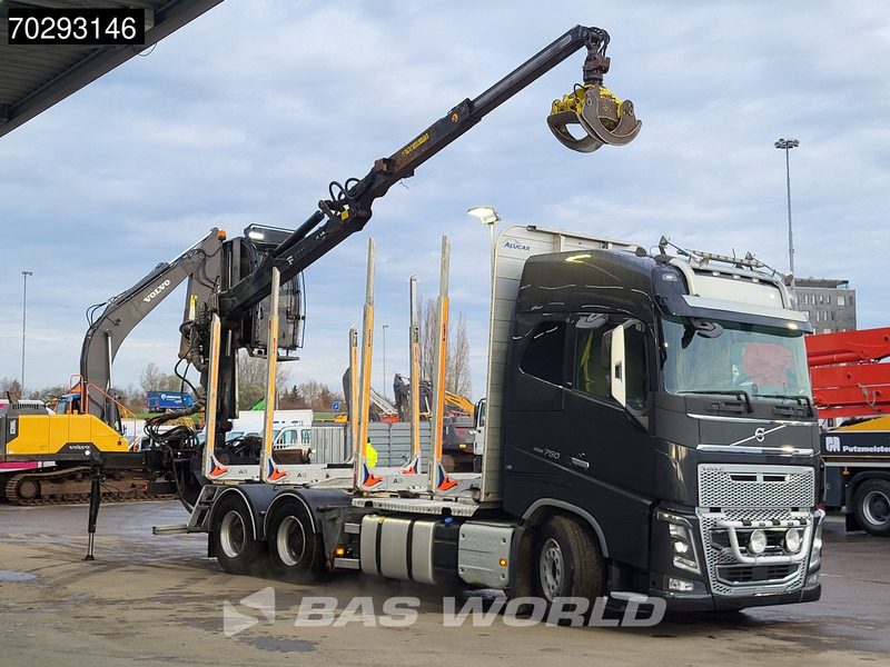 Volvo FH16 750 FH16 6X4 HIAB LOGLIFT F108S 83 Wood crane Retarder VEB+ Big-Axle Euro 6 - Lesovůz, Auto s hydraulickou rukou: obrázek 3 Volvo FH16 750 FH16 6X4 HIAB LOGLIFT F108S 83 Wood crane Retarder VEB+ Big-Axle Euro 6 - Lesovůz, Auto s hydraulickou rukou: obrázek 3