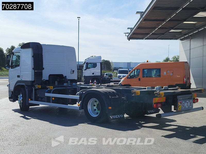 Volvo FM 330 4X2 4,60m Wheelbase BDF Automatic Euro 5 - Kontejnérový podvozek/ Výměnná nástavba: obrázek 2 Volvo FM 330 4X2 4,60m Wheelbase BDF Automatic Euro 5 - Kontejnérový podvozek/ Výměnná nástavba: obrázek 2