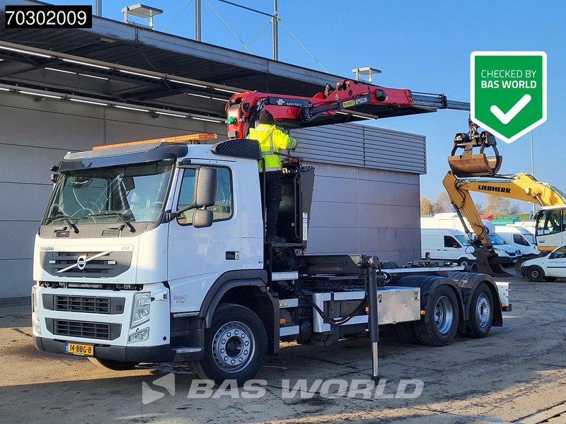 Volvo FM 330 FM 6X2 Palfinger Epsilon Z-Crane VDL Hook Lift+Steering Axle - Hákový nosič kontejnerů, Auto s hydraulickou rukou: obrázek 1 Volvo FM 330 FM 6X2 Palfinger Epsilon Z-Crane VDL Hook Lift+Steering Axle - Hákový nosič kontejnerů, Auto s hydraulickou rukou: obrázek 1