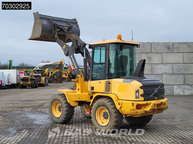Volvo L30 G - Kolový nakladač: obrázek 5 Volvo L30 G - Kolový nakladač: obrázek 5