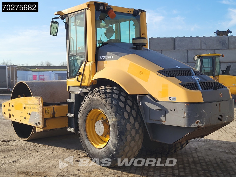 Volvo SD135 - Válec: obrázek 2 Volvo SD135 - Válec: obrázek 2