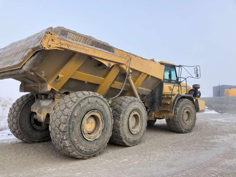 Bell B40D 6X6 - Kloubový sklápěč: obrázek 5 Bell B40D 6X6 - Kloubový sklápěč: obrázek 5