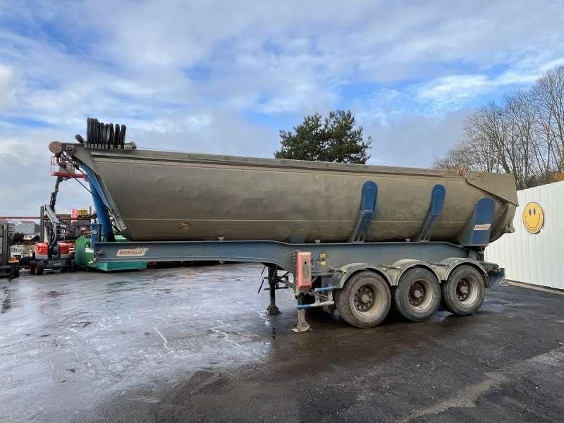 Benalu 3 ESSIEUX - Sklápěcí návěs: obrázek 4 Benalu 3 ESSIEUX - Sklápěcí návěs: obrázek 4