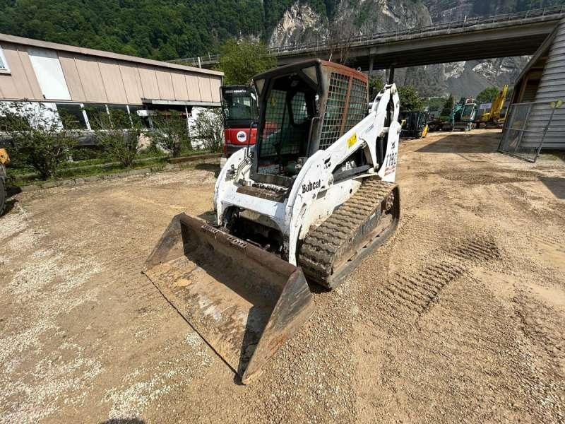 Bobcat T190 - Smykem řízený nakladač pásový: obrázek 4 Bobcat T190 - Smykem řízený nakladač pásový: obrázek 4