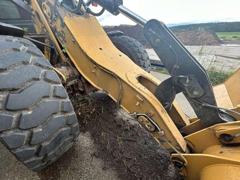 Kolový nakladač Caterpillar 924G: obrázek 38