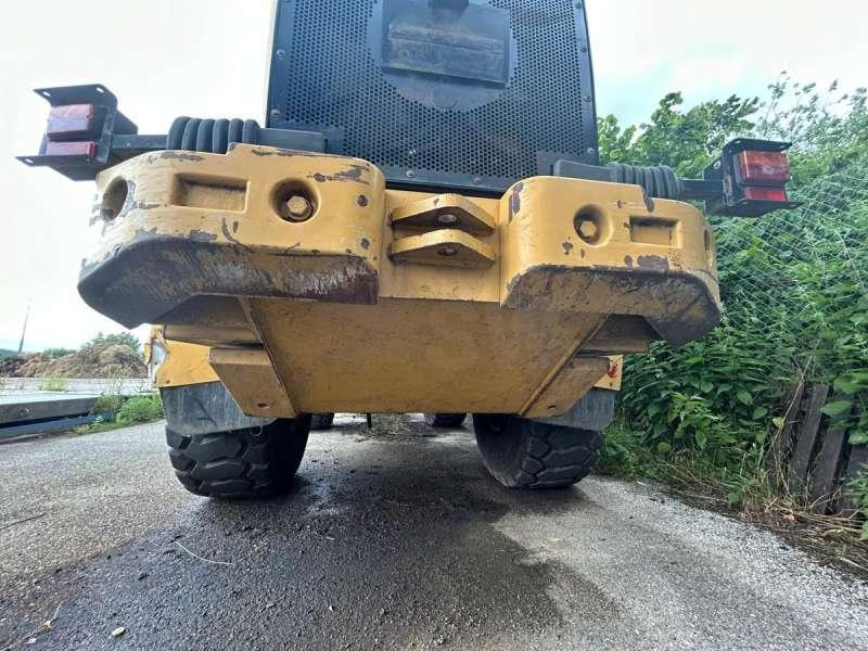 Kolový nakladač Caterpillar 924G: obrázek 21