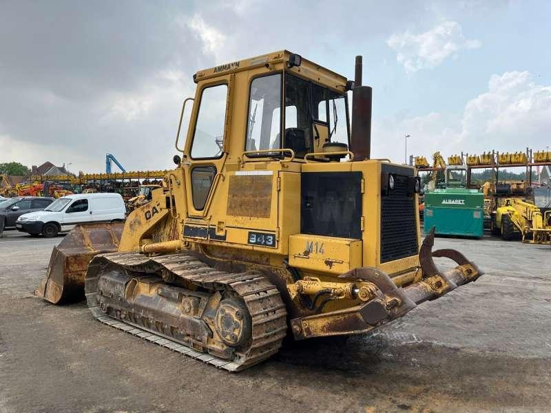 Caterpillar 943 - Pásový nakladač: obrázek 5 Caterpillar 943 - Pásový nakladač: obrázek 5