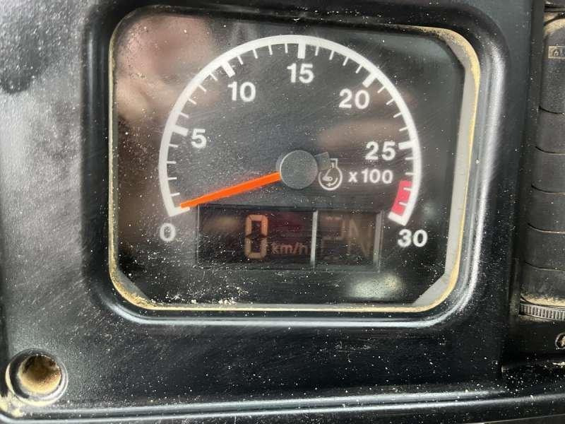 Kolový nakladač Caterpillar 962G: obrázek 33