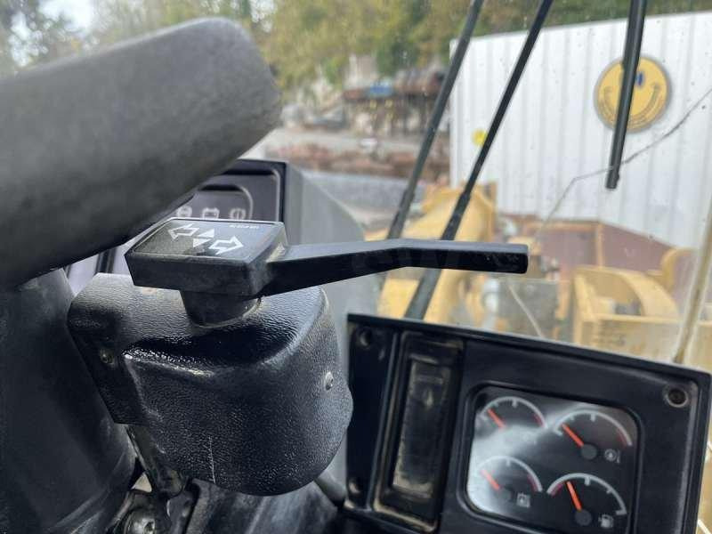 Kolový nakladač Caterpillar 962G: obrázek 28