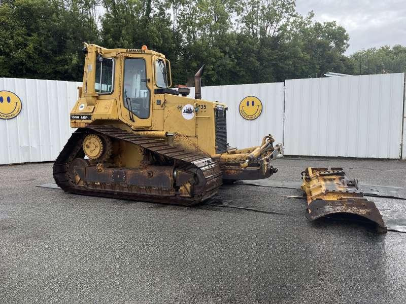 Caterpillar D4H LGP - Buldozer: obrázek 1 Caterpillar D4H LGP - Buldozer: obrázek 1