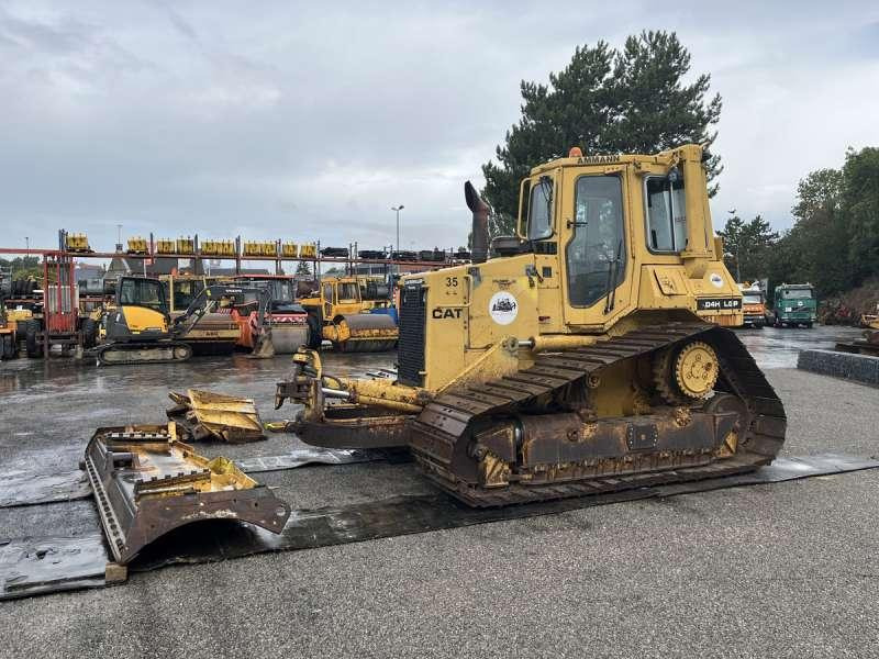Caterpillar D4H LGP - Buldozer: obrázek 3 Caterpillar D4H LGP - Buldozer: obrázek 3