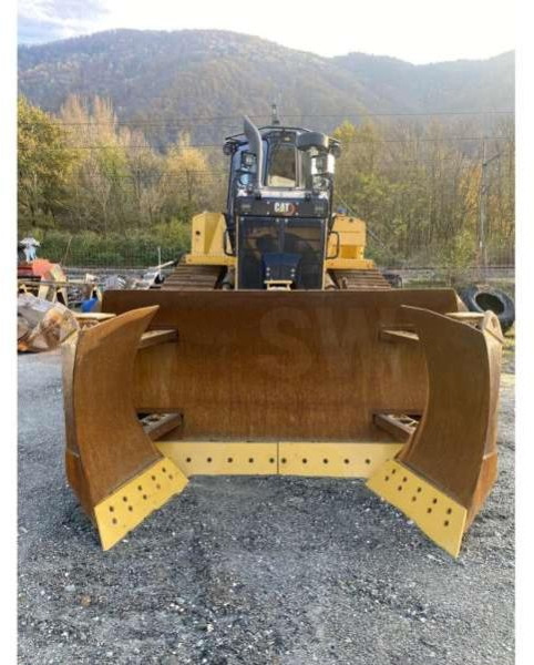 Caterpillar D6LGP - Buldozer: obrázek 4 Caterpillar D6LGP - Buldozer: obrázek 4