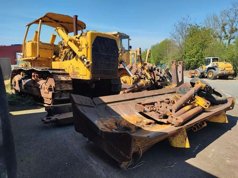 Caterpillar D8K + Porte Engins - Buldozer: obrázek 1 Caterpillar D8K + Porte Engins - Buldozer: obrázek 1