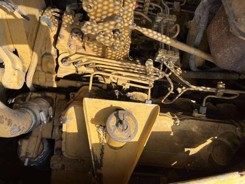 Buldozer Caterpillar D8L: obrázek 21