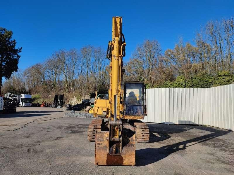 Pásové rýpadlo Caterpillar E120B: obrázek 9