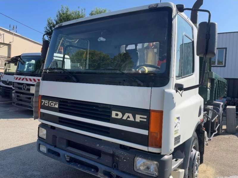 DAF 75CF - Hákový nosič kontejnerů: obrázek 4 DAF 75CF - Hákový nosič kontejnerů: obrázek 4