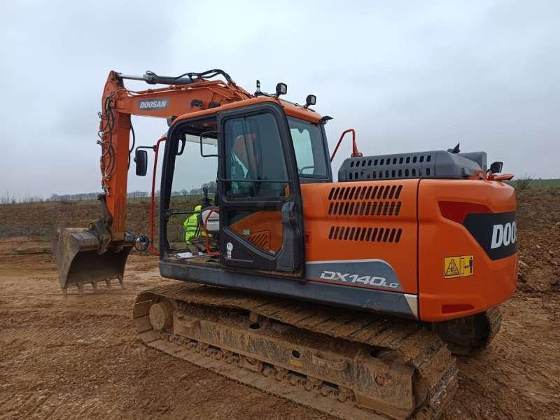 Doosan DX140LC-5 - Pásové rýpadlo: obrázek 4 Doosan DX140LC-5 - Pásové rýpadlo: obrázek 4