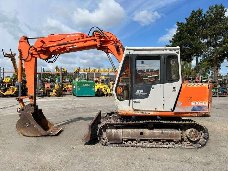 Hitachi EX60 - Pásové rýpadlo: obrázek 4 Hitachi EX60 - Pásové rýpadlo: obrázek 4