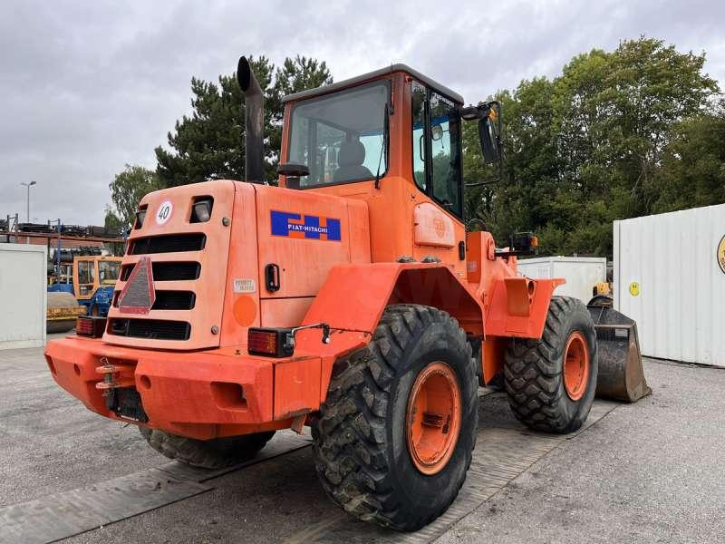 Hitachi W130A - Kolový nakladač: obrázek 5 Hitachi W130A - Kolový nakladač: obrázek 5