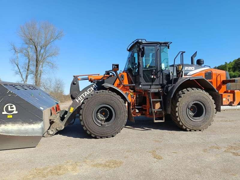 Hitachi ZW220-7 - Kolový nakladač: obrázek 1 Hitachi ZW220-7 - Kolový nakladač: obrázek 1