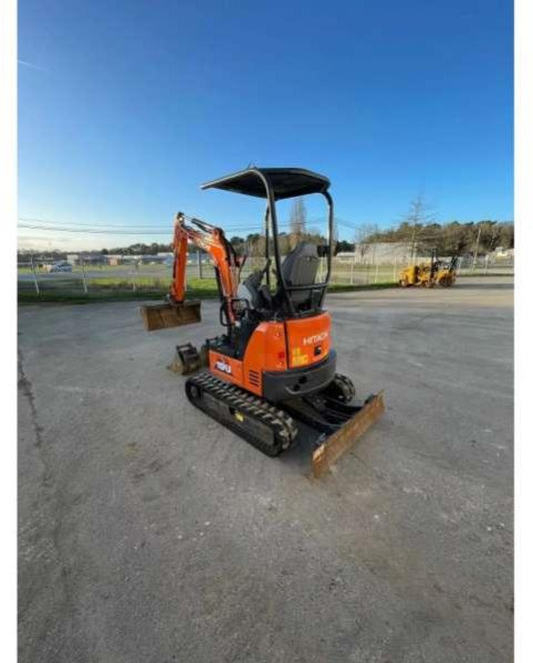 Hitachi ZX19U-6 - Mini rýpadlo: obrázek 3 Hitachi ZX19U-6 - Mini rýpadlo: obrázek 3