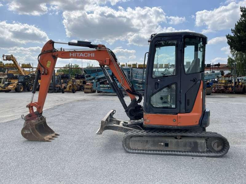 Hitachi ZX33U-5A CLR - Mini rýpadlo: obrázek 4 Hitachi ZX33U-5A CLR - Mini rýpadlo: obrázek 4