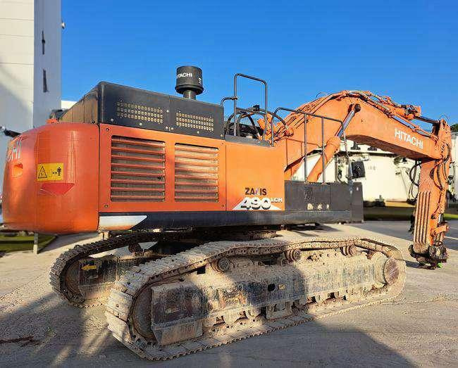 Hitachi ZX490LCH - Pásové rýpadlo: obrázek 4 Hitachi ZX490LCH - Pásové rýpadlo: obrázek 4