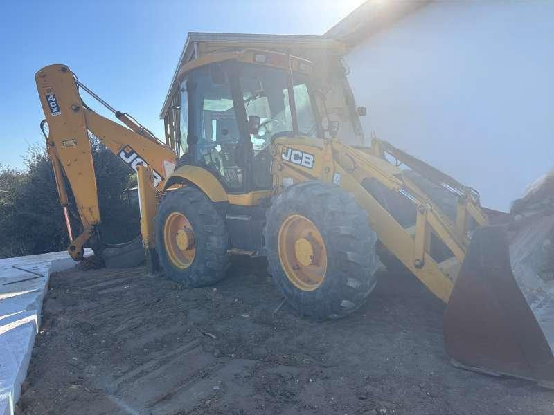 Jcb 4CX - Rýpadlo-nakladač: obrázek 2 Jcb 4CX - Rýpadlo-nakladač: obrázek 2