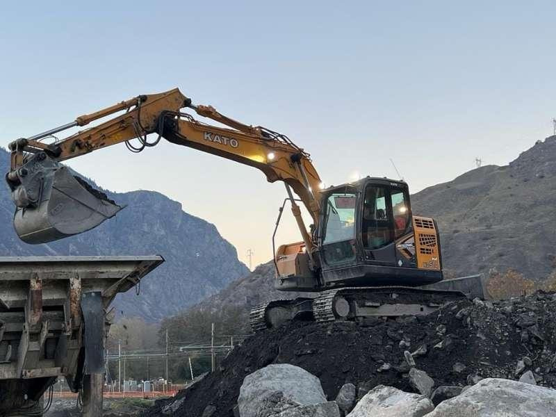 Kato HD514MR - Pásové rýpadlo: obrázek 3 Kato HD514MR - Pásové rýpadlo: obrázek 3