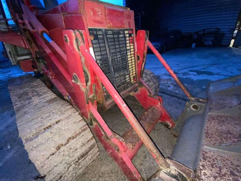 Pásový nakladač Komatsu D31S-20: obrázek 23