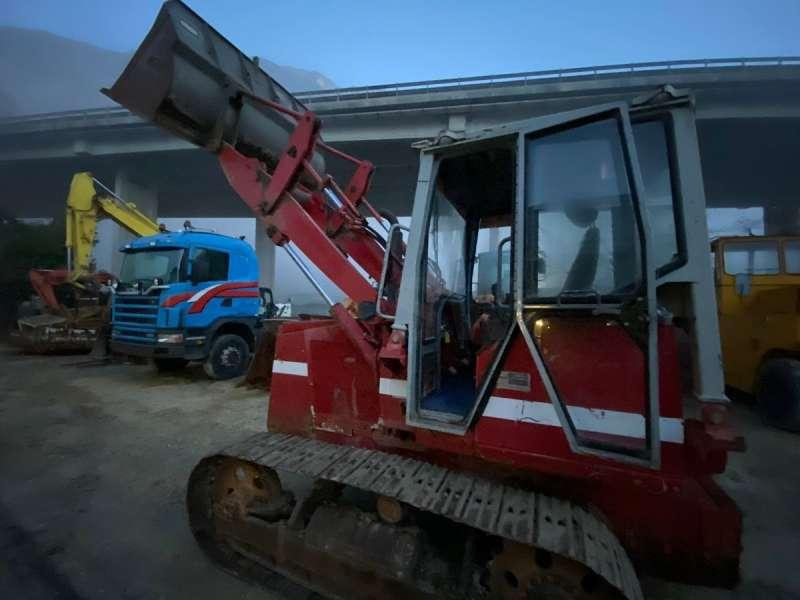 Pásový nakladač Komatsu D31S-20: obrázek 28