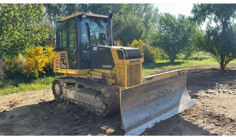 Komatsu D37EX - Buldozer: obrázek 3 Komatsu D37EX - Buldozer: obrázek 3
