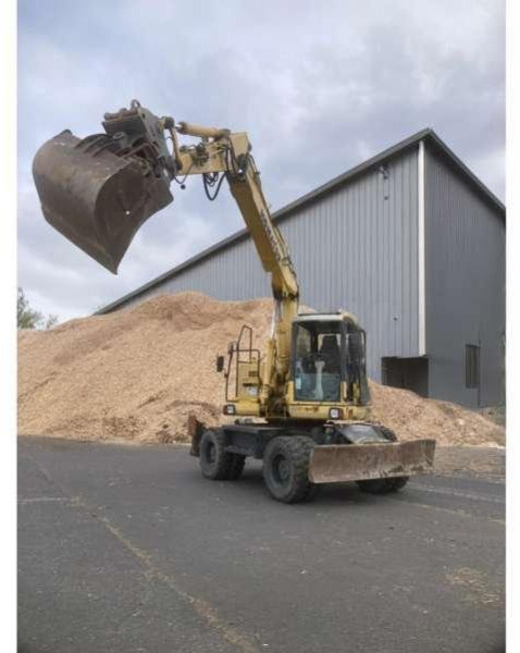 Komatsu PW160-7K - Kolesové rýpadlo: obrázek 4 Komatsu PW160-7K - Kolesové rýpadlo: obrázek 4