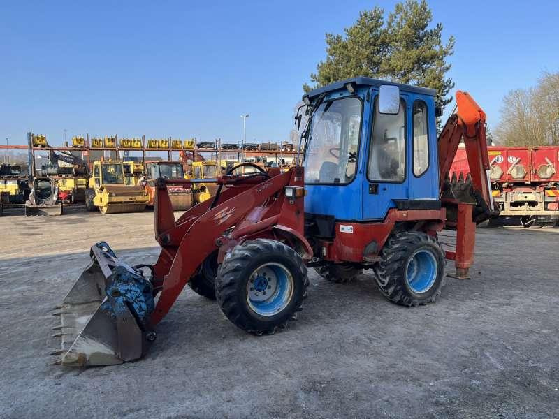 Kubota R520 - Rýpadlo-nakladač: obrázek 3 Kubota R520 - Rýpadlo-nakladač: obrázek 3
