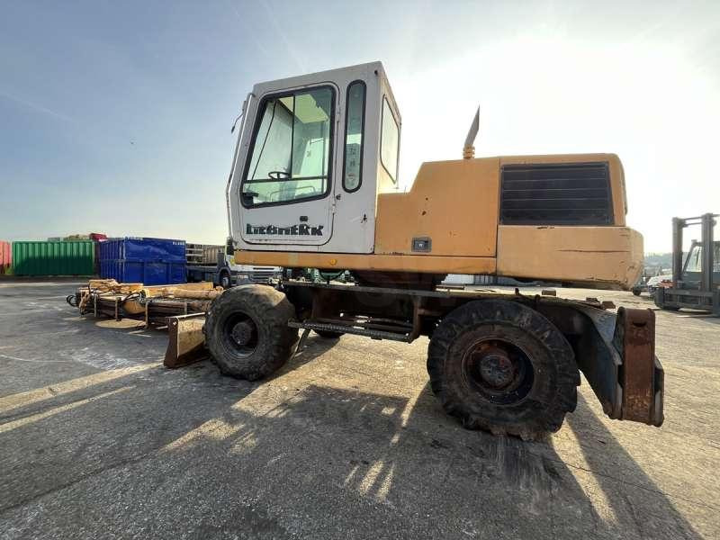 Kolesové rýpadlo Liebherr A316 - POUR PIECES: obrázek 6