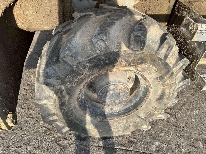 Kolesové rýpadlo Liebherr A316 - POUR PIECES: obrázek 28