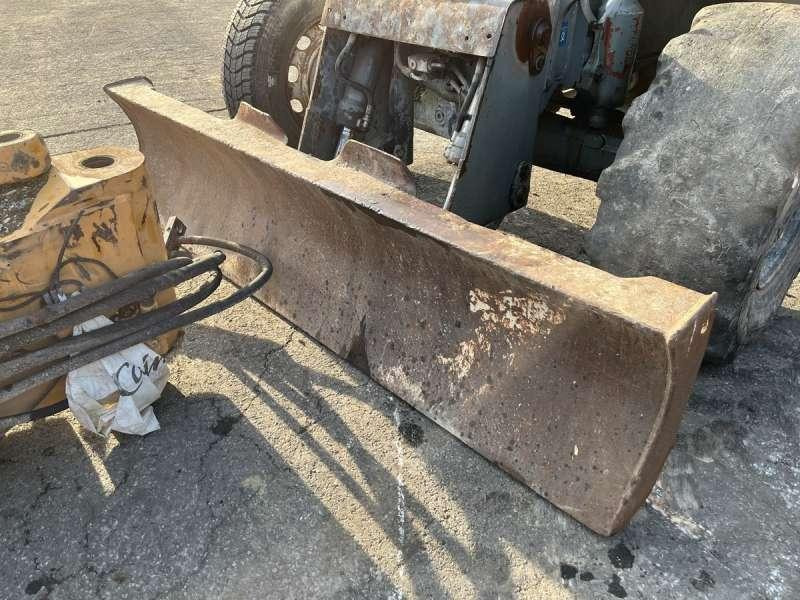 Kolesové rýpadlo Liebherr A316 - POUR PIECES: obrázek 24