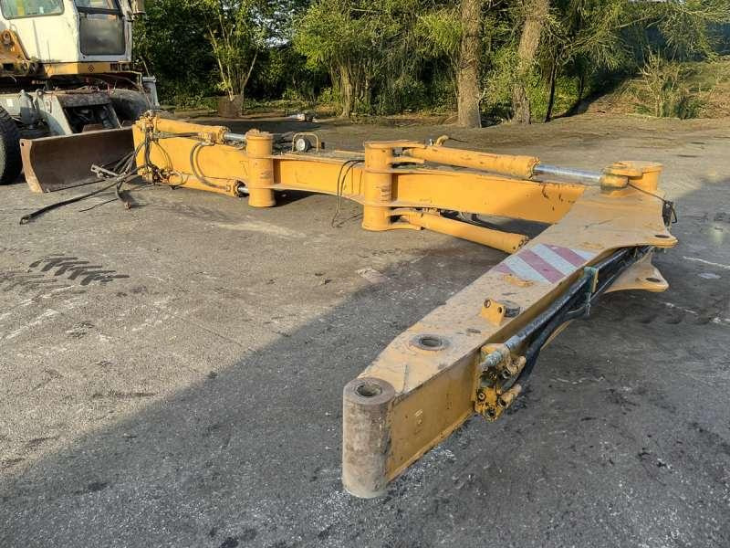 Kolesové rýpadlo Liebherr A316 - POUR PIECES: obrázek 19