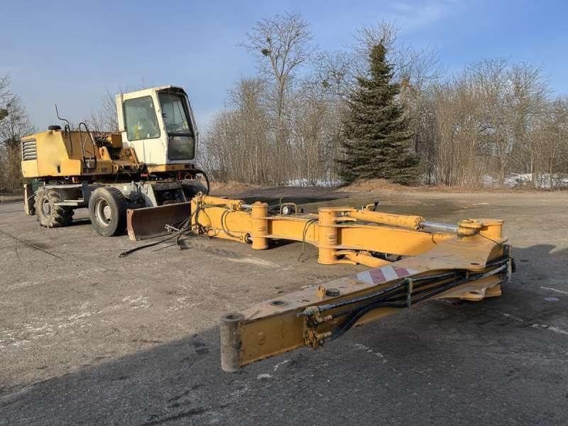 Liebherr A316 - POUR PIECES - Kolesové rýpadlo: obrázek 3 Liebherr A316 - POUR PIECES - Kolesové rýpadlo: obrázek 3