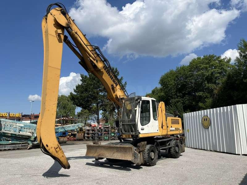 Liebherr A924C LITRONIC - Překládkové rypadlo: obrázek 5 Liebherr A924C LITRONIC - Překládkové rypadlo: obrázek 5